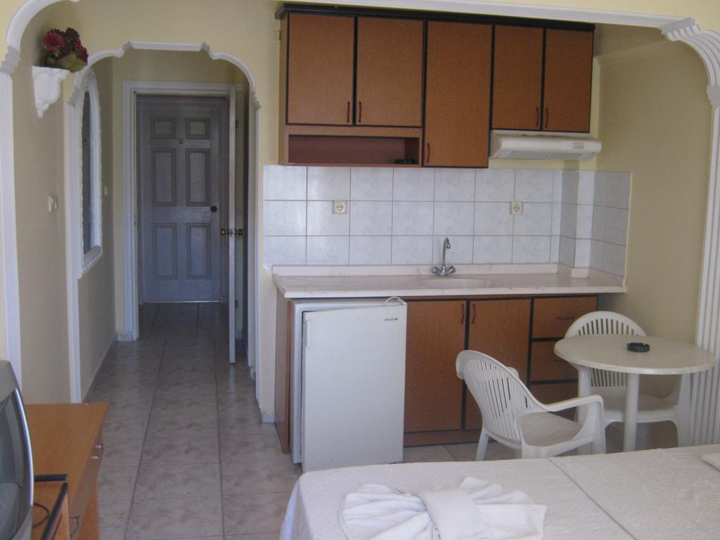 Atlantik Apart Hotel Didim Kültér fotó